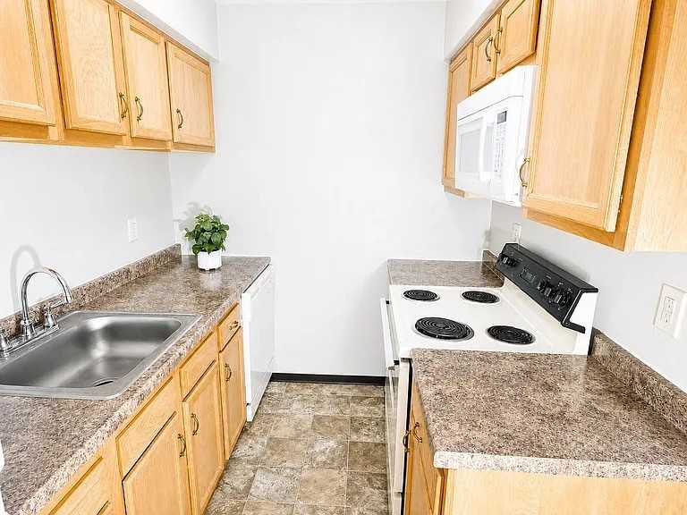 3910 OLD WILLIAM PENN HIGHWAYAPT 123 #123 - Photo 3 of 11