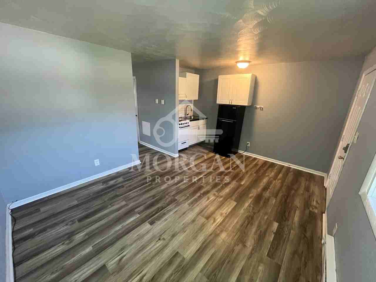 2324 State St #2 - Photo 2 of 4