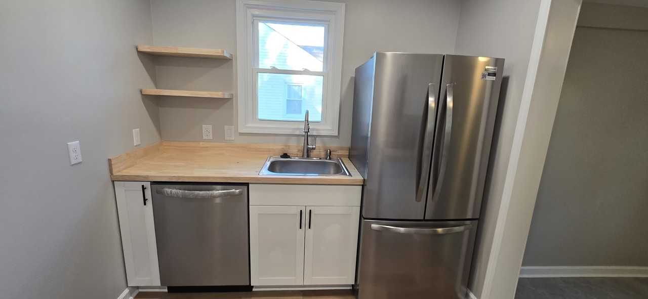 2503 Cornell Dr Nw #1 - Photo 4 of 27