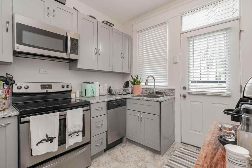 480 East Sycamore Street #480 - Photo 7 of 16