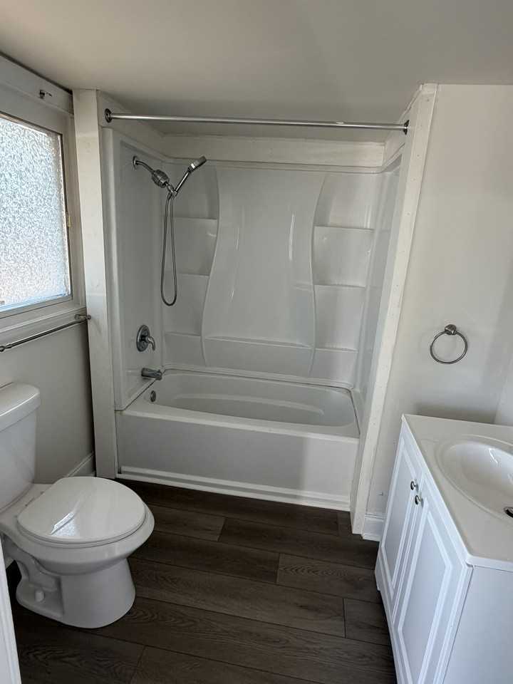 701 N Keim St #3 - Photo 6 of 13