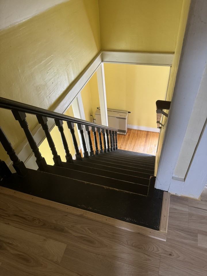 270 S Main St #1 - Photo 5 of 10