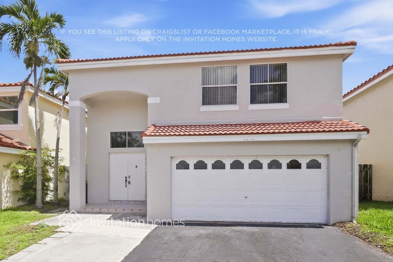 4400 Sw 82nd Way