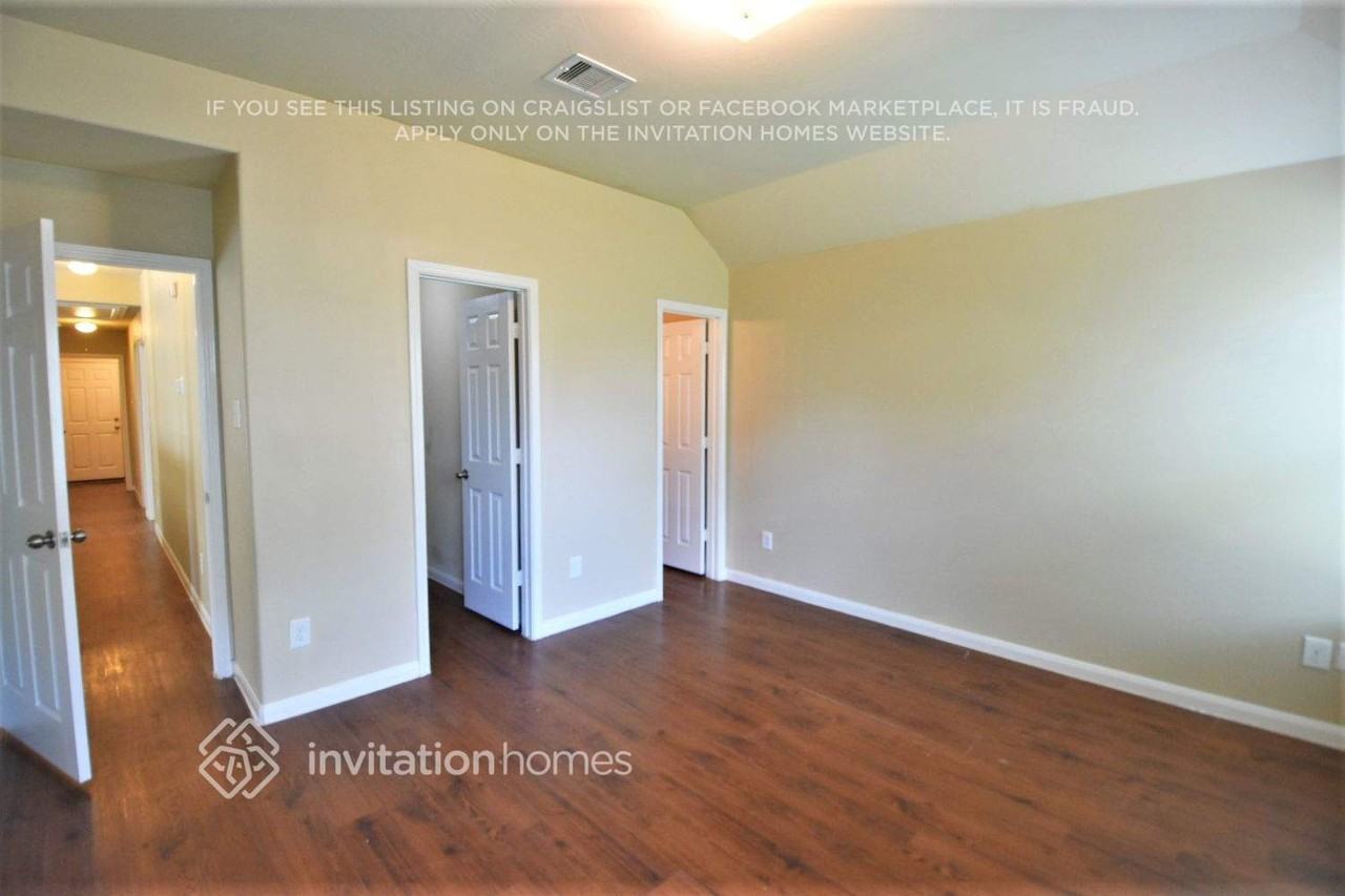 18810 N Lyford Dr - Photo 5 of 9