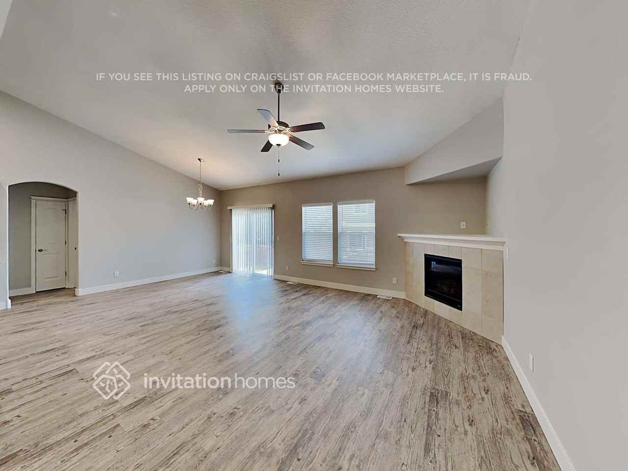2237 73rd Ave - Photo 5 of 24