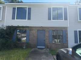 featured image of 363 Beverly St #1