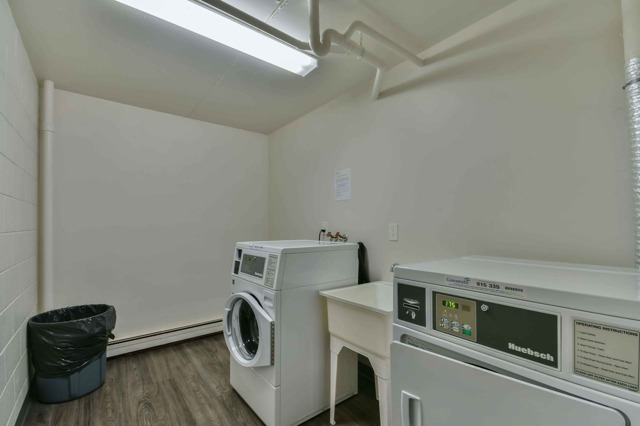 Queenston Heights Apartments - Photo 7 of 39