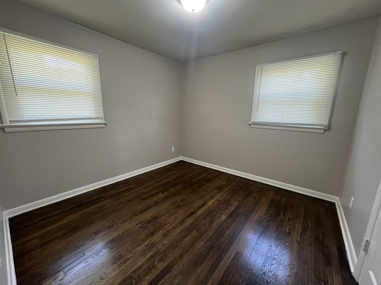 117 Bayview Dr #1 - Photo 3 of 18