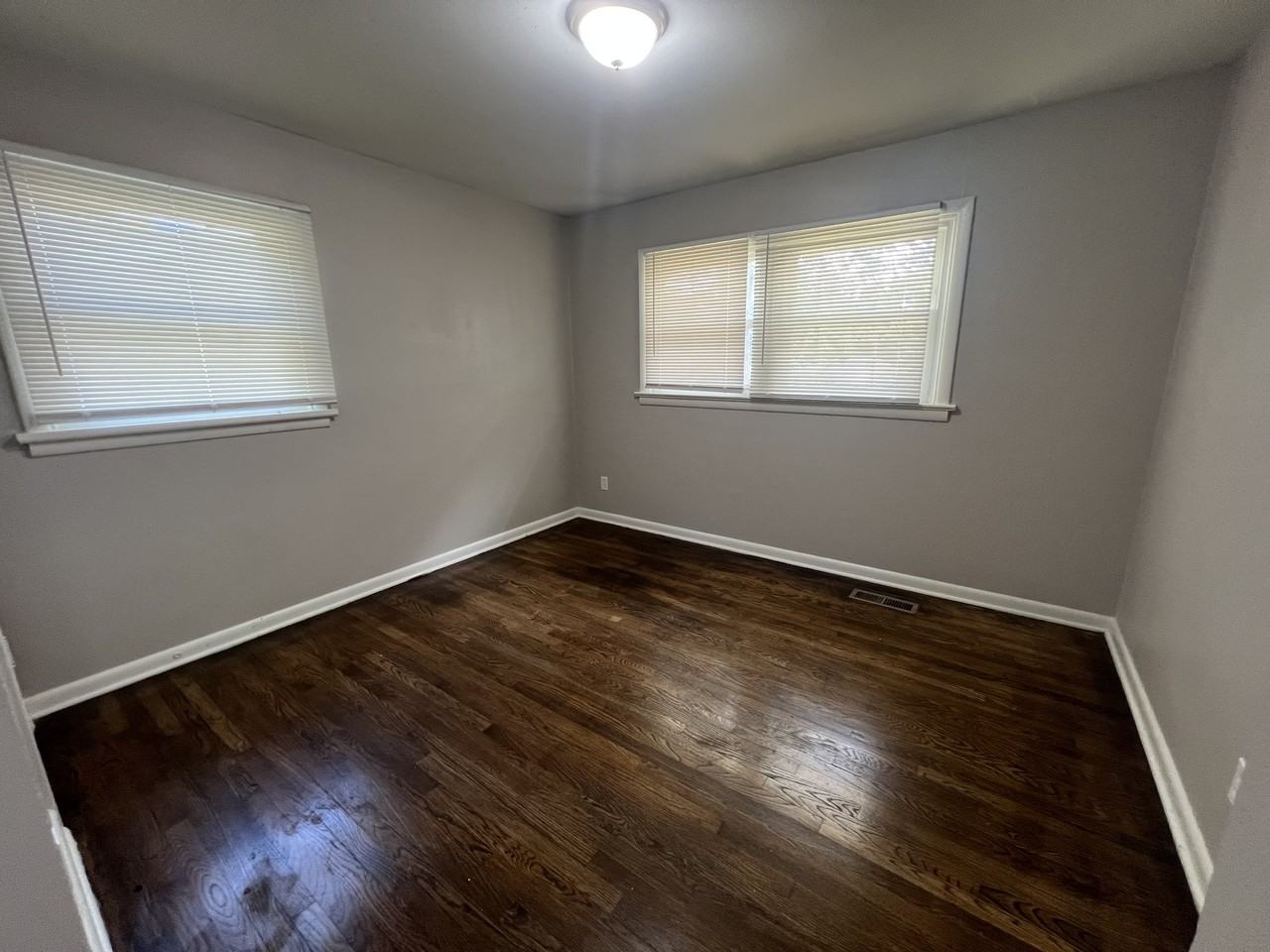 117 Bayview Dr #1 - Photo 6 of 18