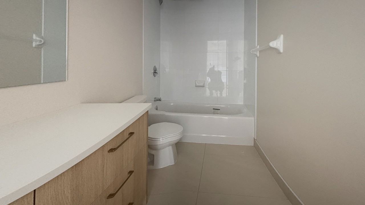 2662 Old Montreal Rd - Photo 2 of 9