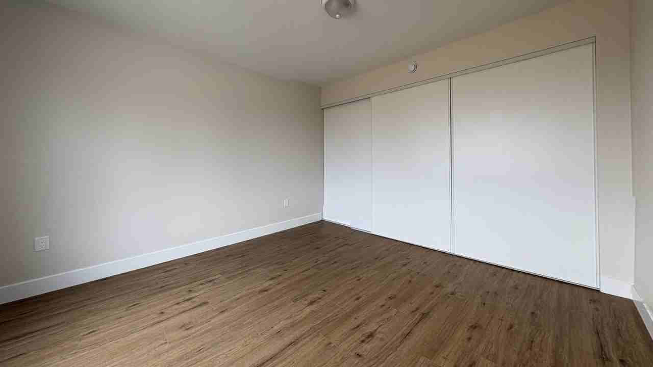 2662 Old Montreal Rd - Photo 4 of 9