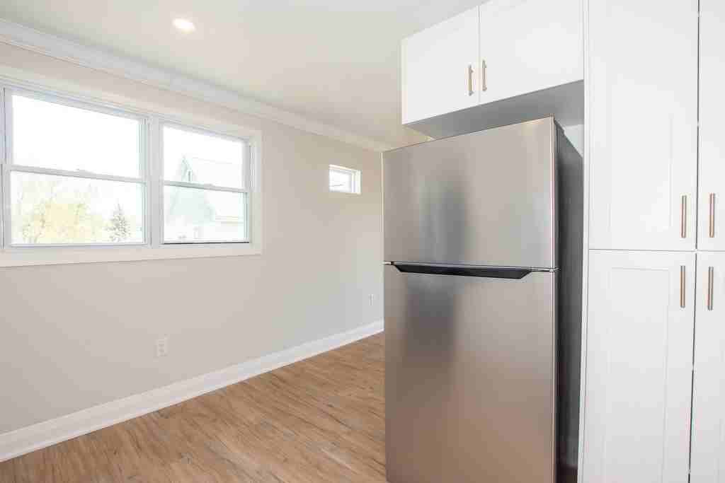 81 Empire Street - 6 - Photo 4 of 13
