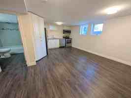 featured image of 22 Oswald Ave