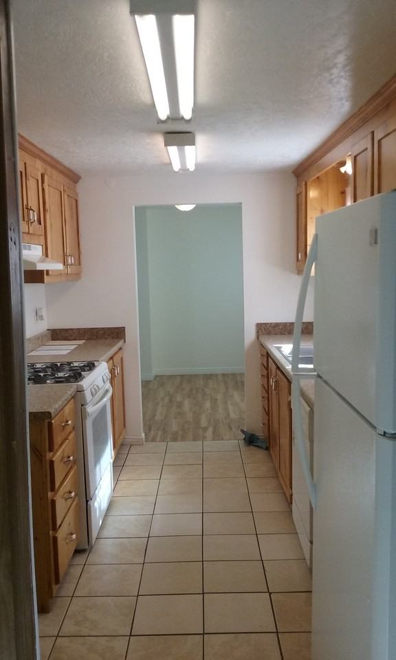 1347 1347 West 570 North Street - Photo 4 of 11
