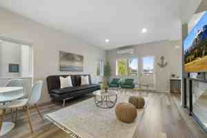 featured image of 914 21st St #914