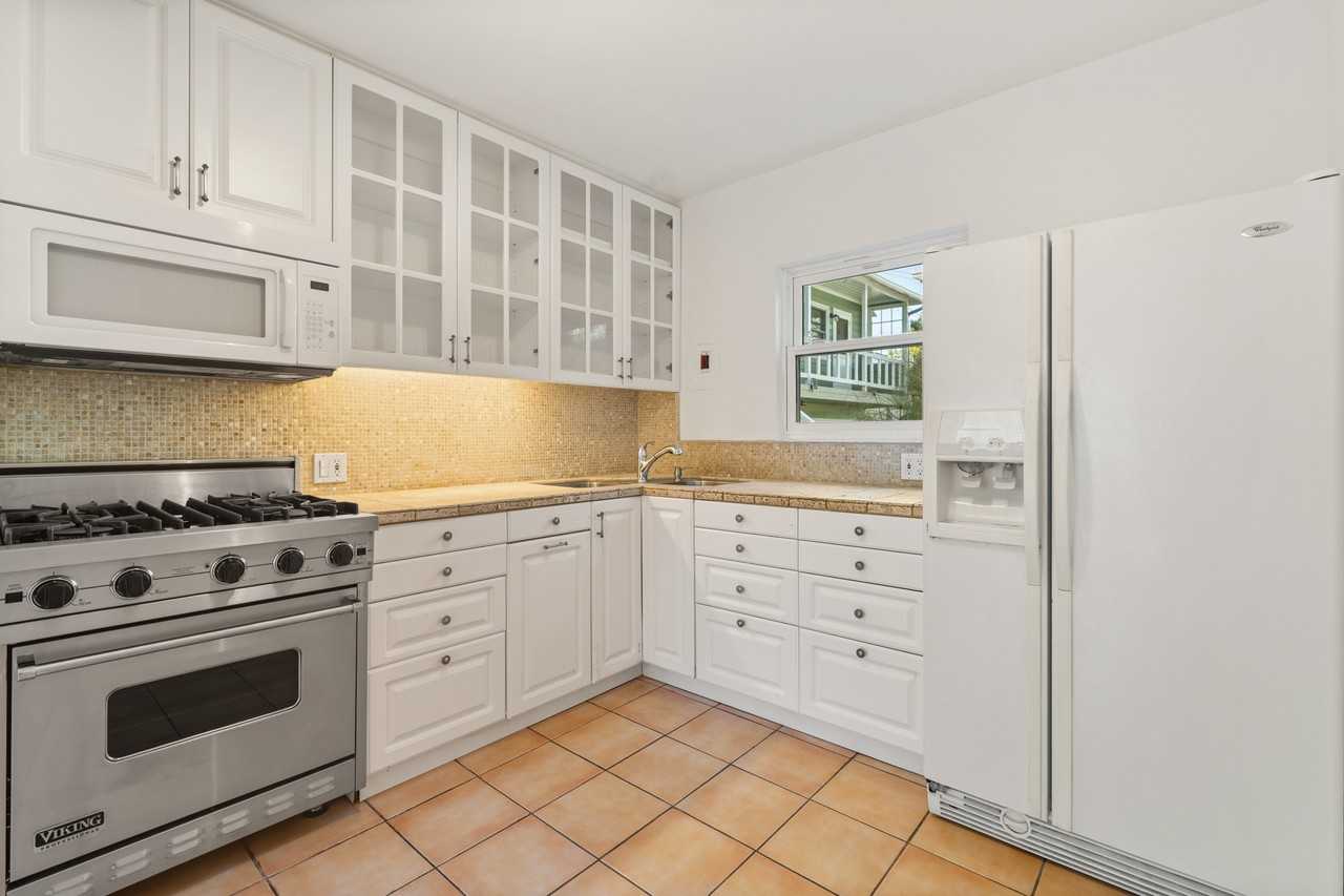 717 Raymond Ave #3 - Photo 5 of 12