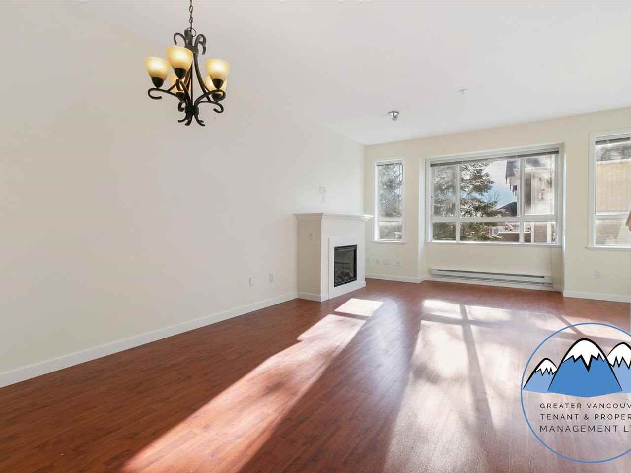 20159 68 Ave - Photo 5 of 18
