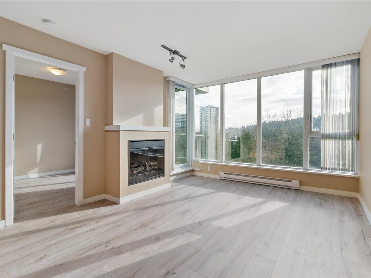 651 Nootka Way - Photo 6 of 18
