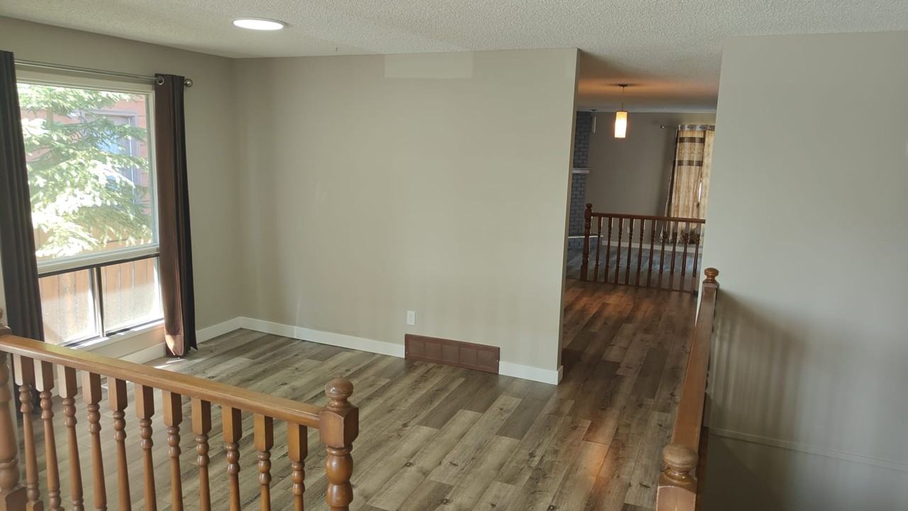 23 Millbank Crt Sw - Photo 4 of 13