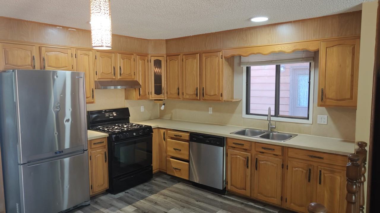 23 Millbank Crt Sw - Photo 6 of 13