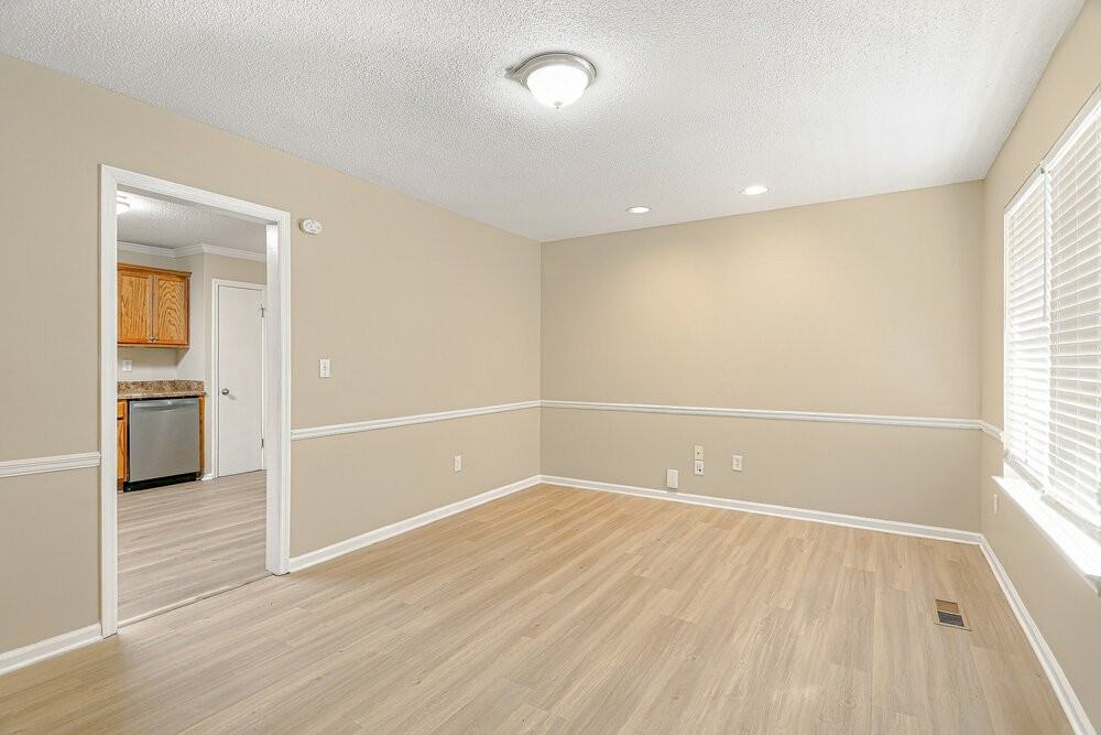5808 Christon Cir - Photo 6 of 16