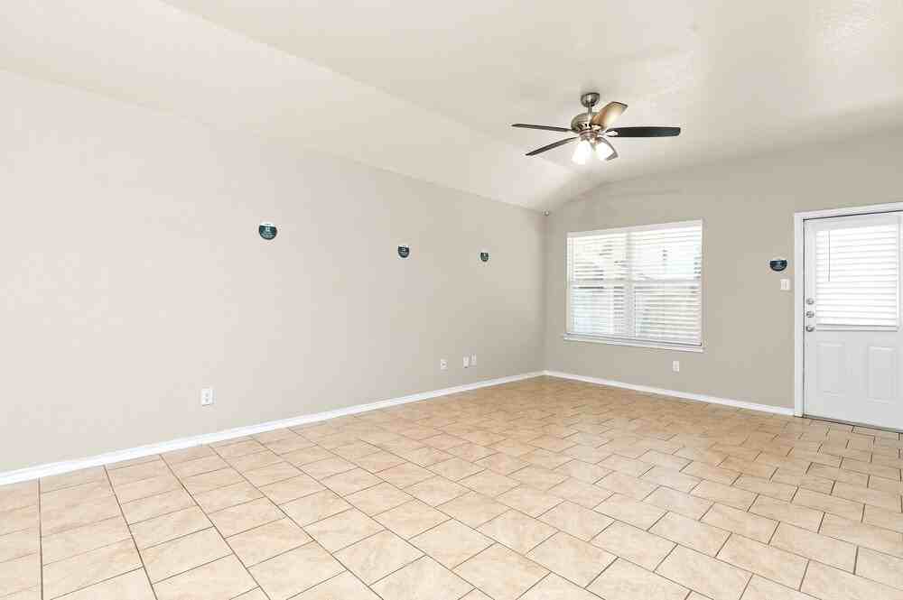 5714 Goliad Blf - Photo 5 of 16