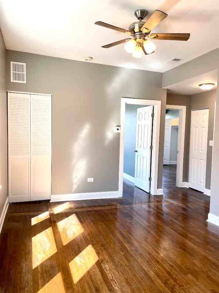 9647 S Forest Ave - Photo 2 of 10