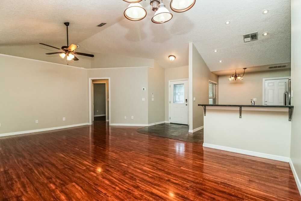 1215 Creek Woods Cir - Photo 6 of 16