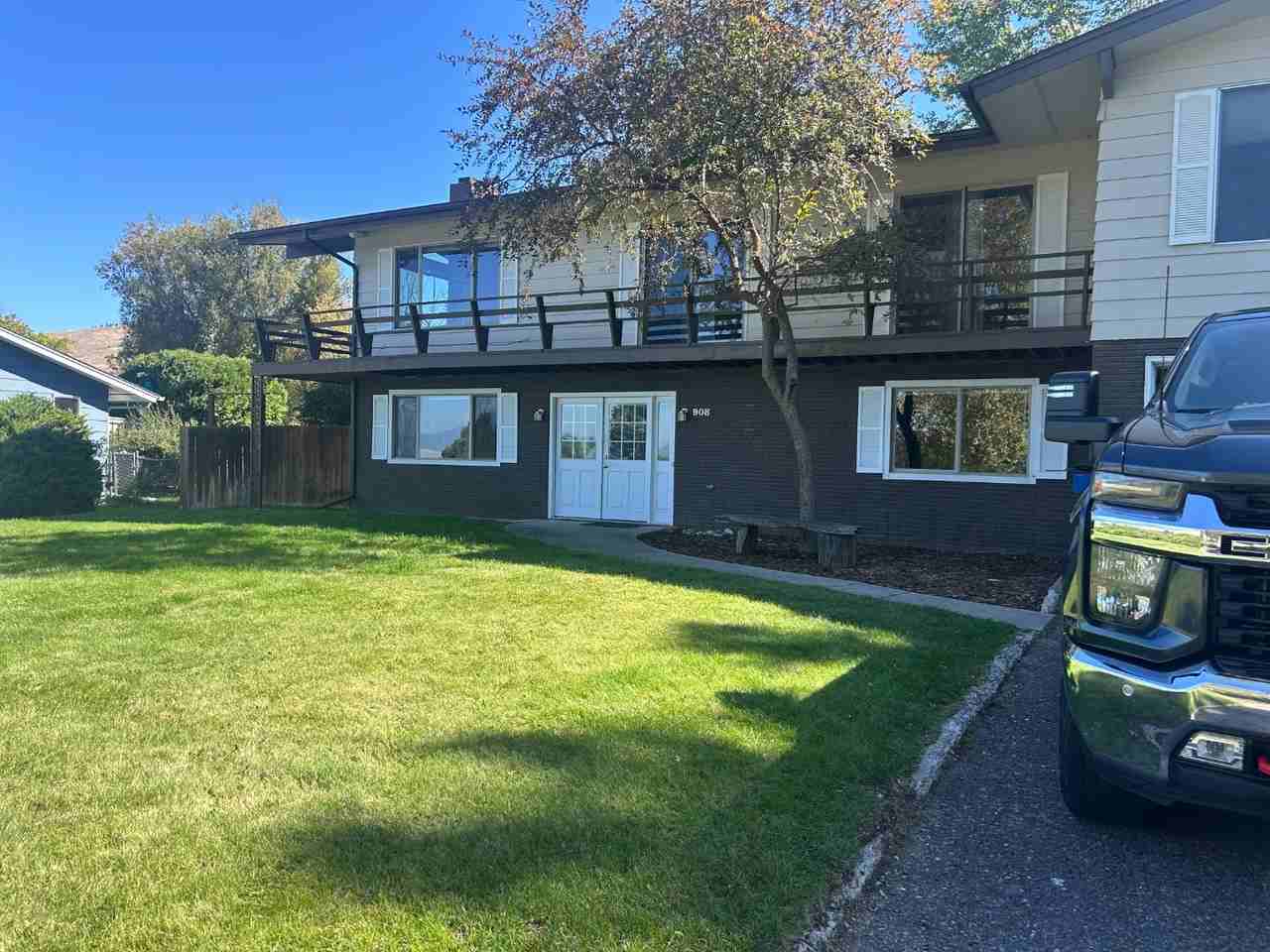 908 Whitaker Dr - Photo 5 of 18