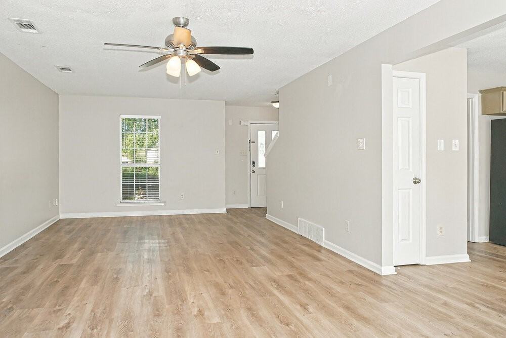 4800 Ridge Walk Ln - Photo 5 of 17