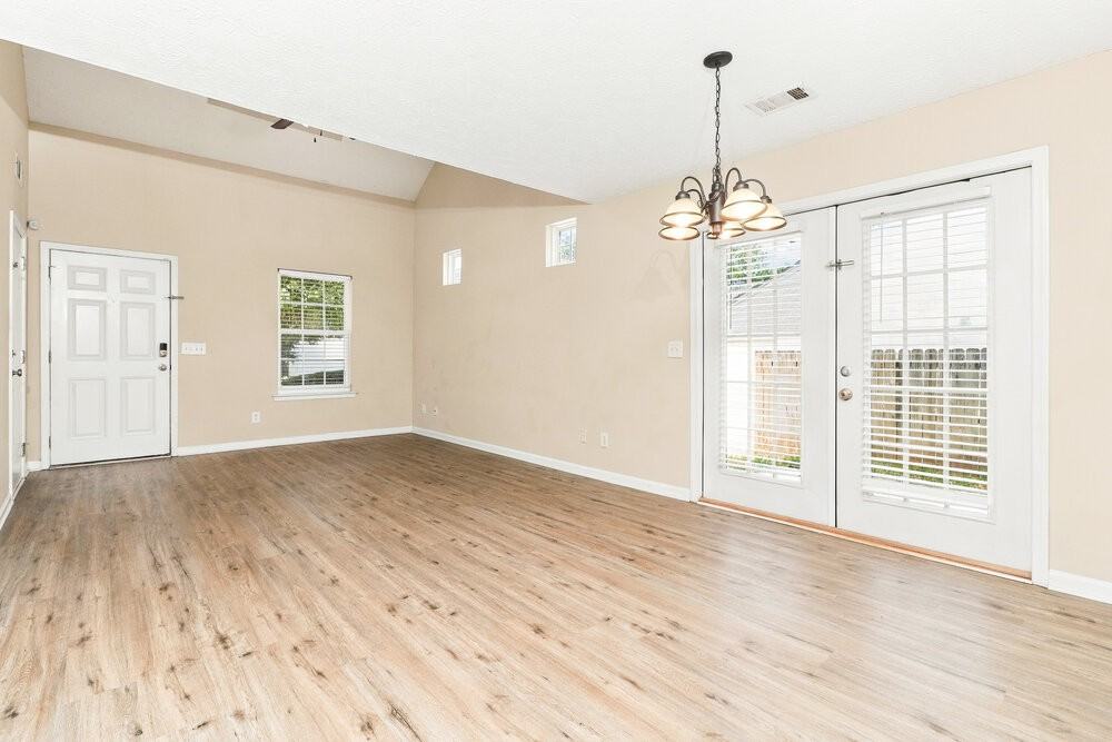 134 Ilex Dr - Photo 7 of 17