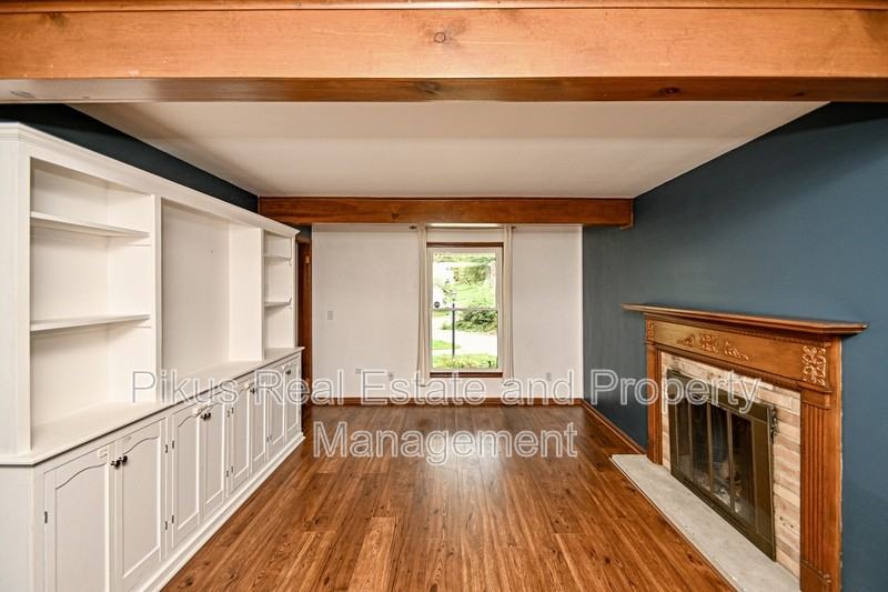 1280 Linwood Ave Sw - Photo 4 of 38