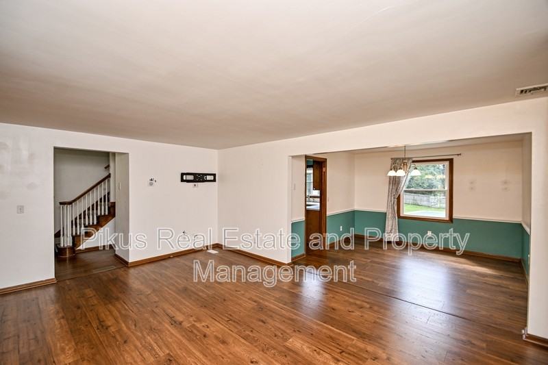 1280 Linwood Ave Sw - Photo 6 of 38