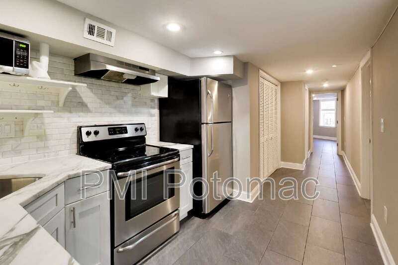 1952 Calvert St Nw #1 - Photo 7 of 44