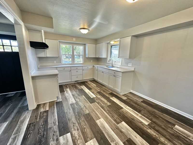 1500 14th Ave - Photo 6 of 19