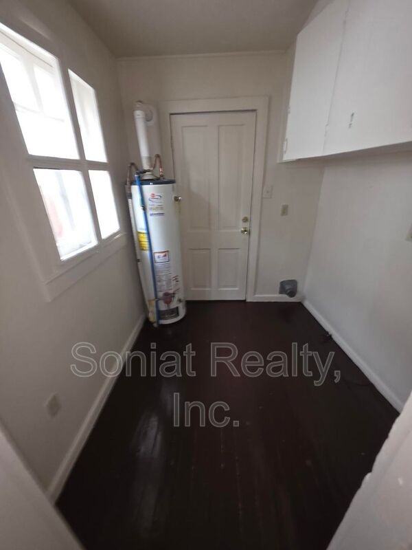 517 S Genois St - Photo 6 of 8