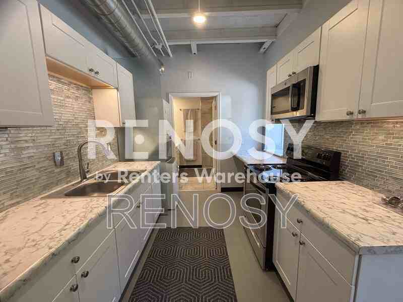 6633 Nw 6th Dr #6 - Photo 4 of 12