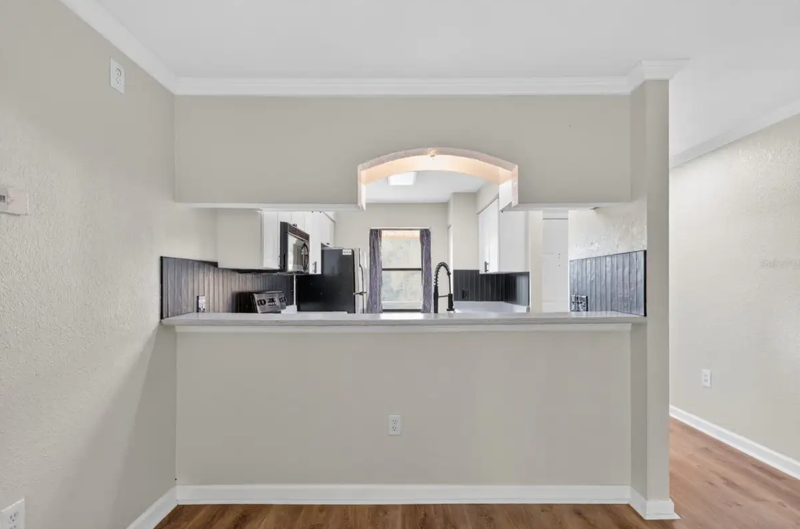 10167 Sailwinds Blvd N - Photo 5 of 36