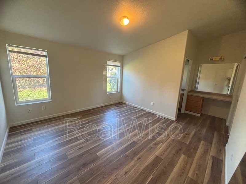120 Woodland Dr - Photo 4 of 14