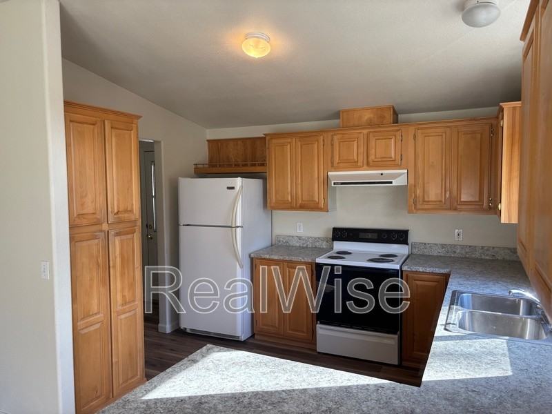 120 Woodland Dr - Photo 5 of 14