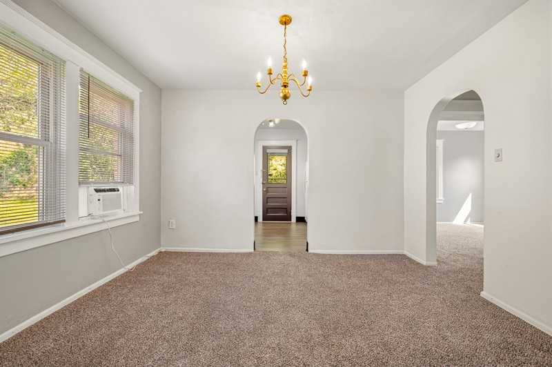 2216 Mcmonagle Ave - Photo 4 of 16