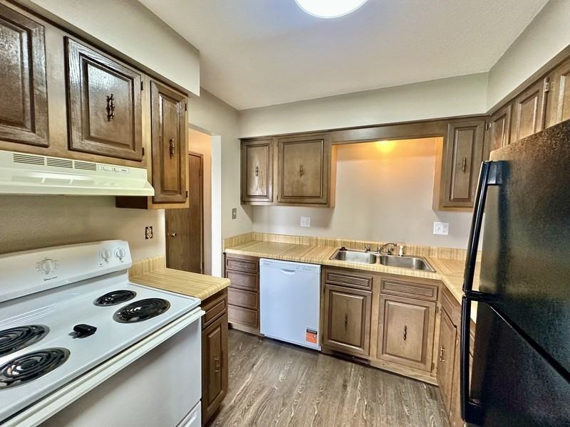 4420 Vasey Ave #4440 - Photo 3 of 11