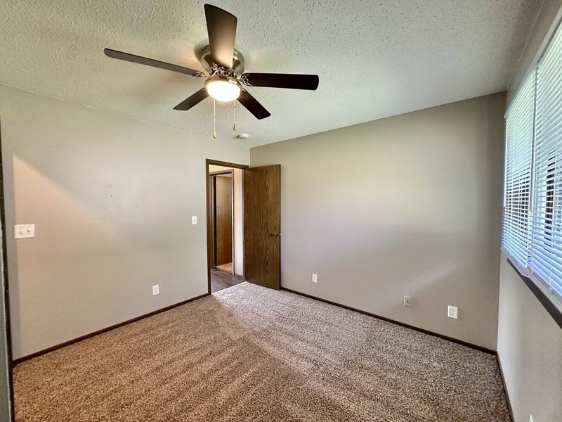 4420 Vasey Ave #4440 - Photo 6 of 11