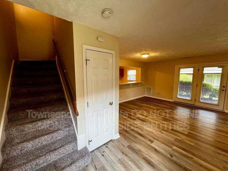 1020 Ancestry Dr - Photo 2 of 17