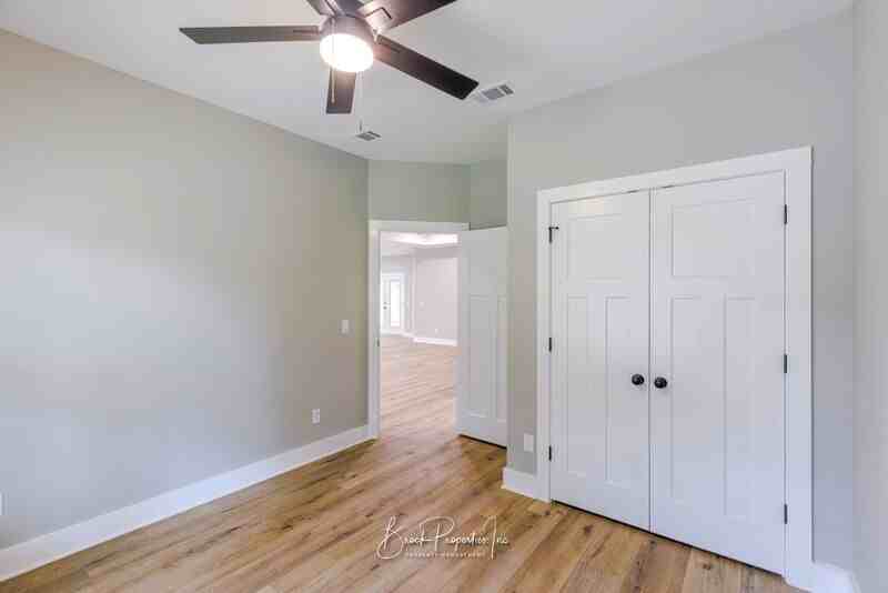 8393 Kipling St - Photo 6 of 29