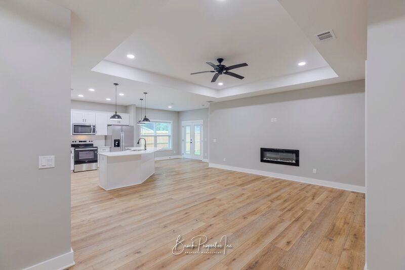 8393 Kipling St - Photo 7 of 29