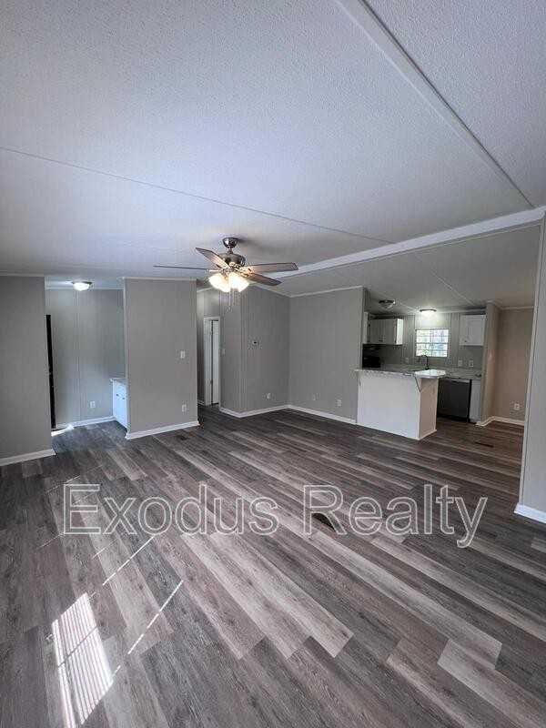 154 Roping Ln - Photo 6 of 49