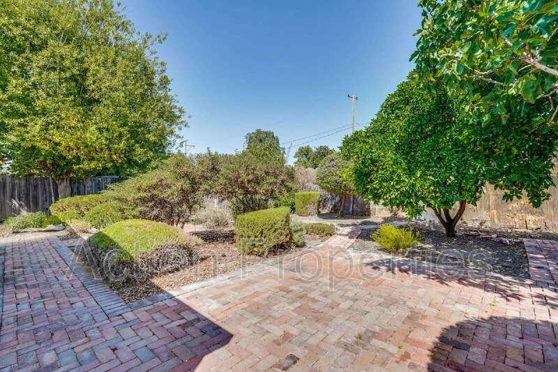 439 Glendale Ave - Photo 7 of 21