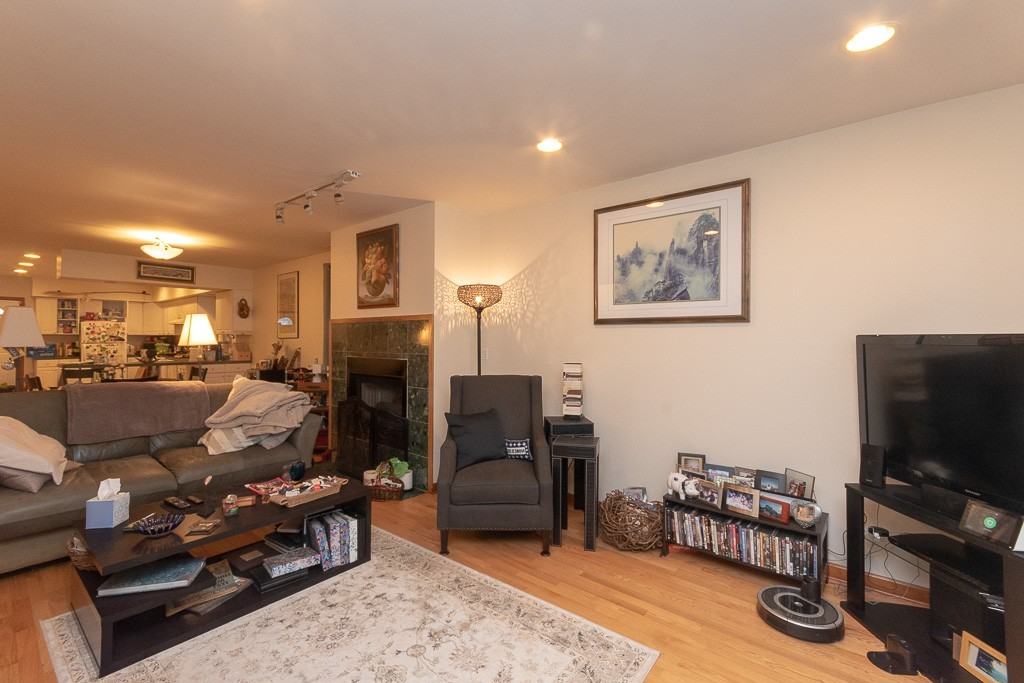 1644 W Augusta Blvd #SFH - Photo 2 of 20