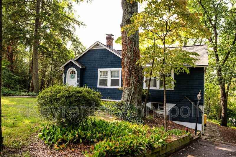 612 Holly Ridge Rd - Photo 2 of 32
